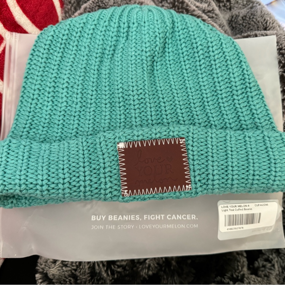 BNWT Love Your Melon Cuffed Beanie